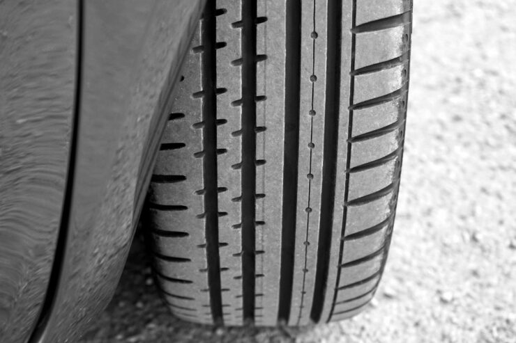 Car tire